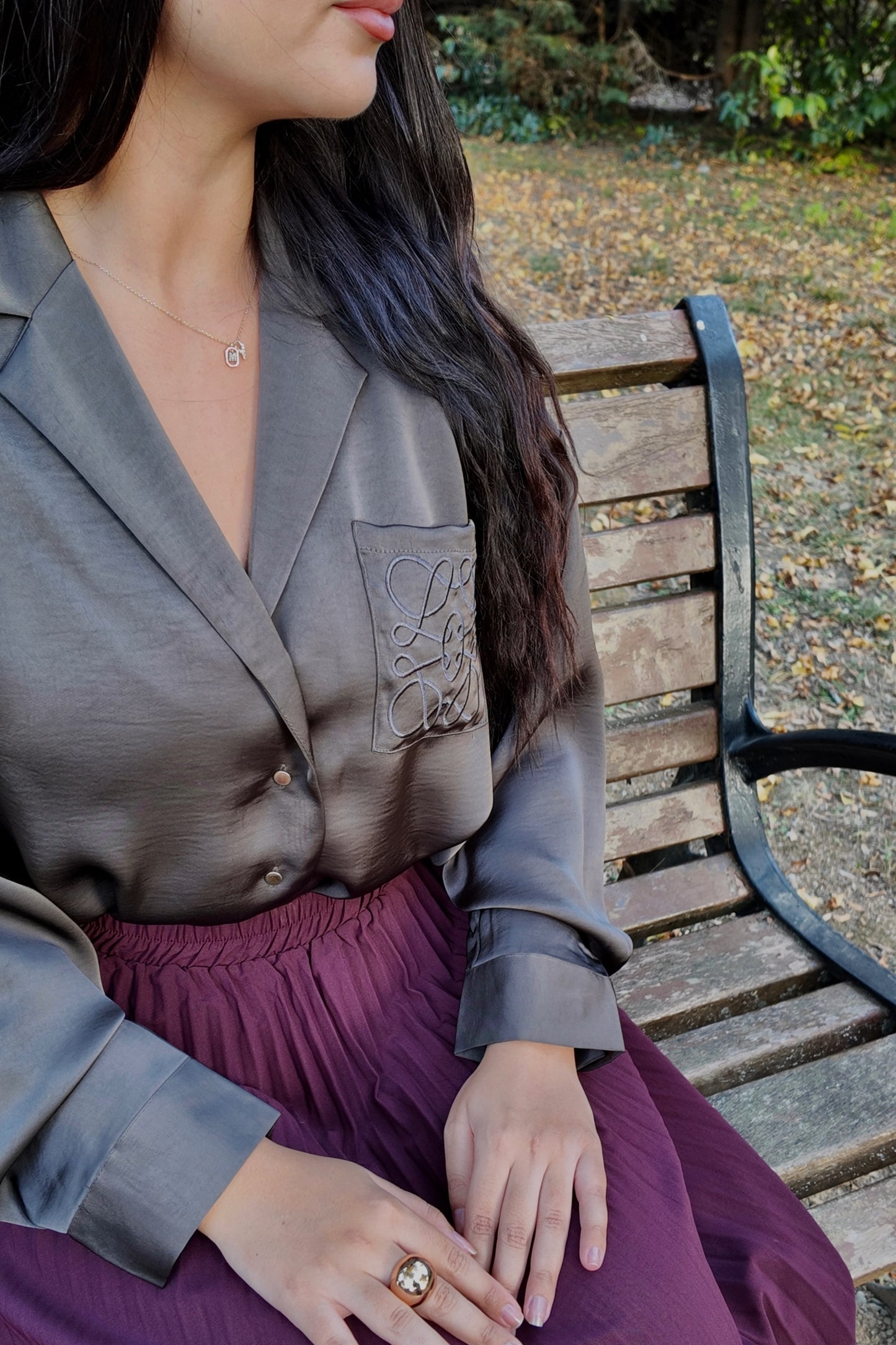 Chemise taupe détail poche
