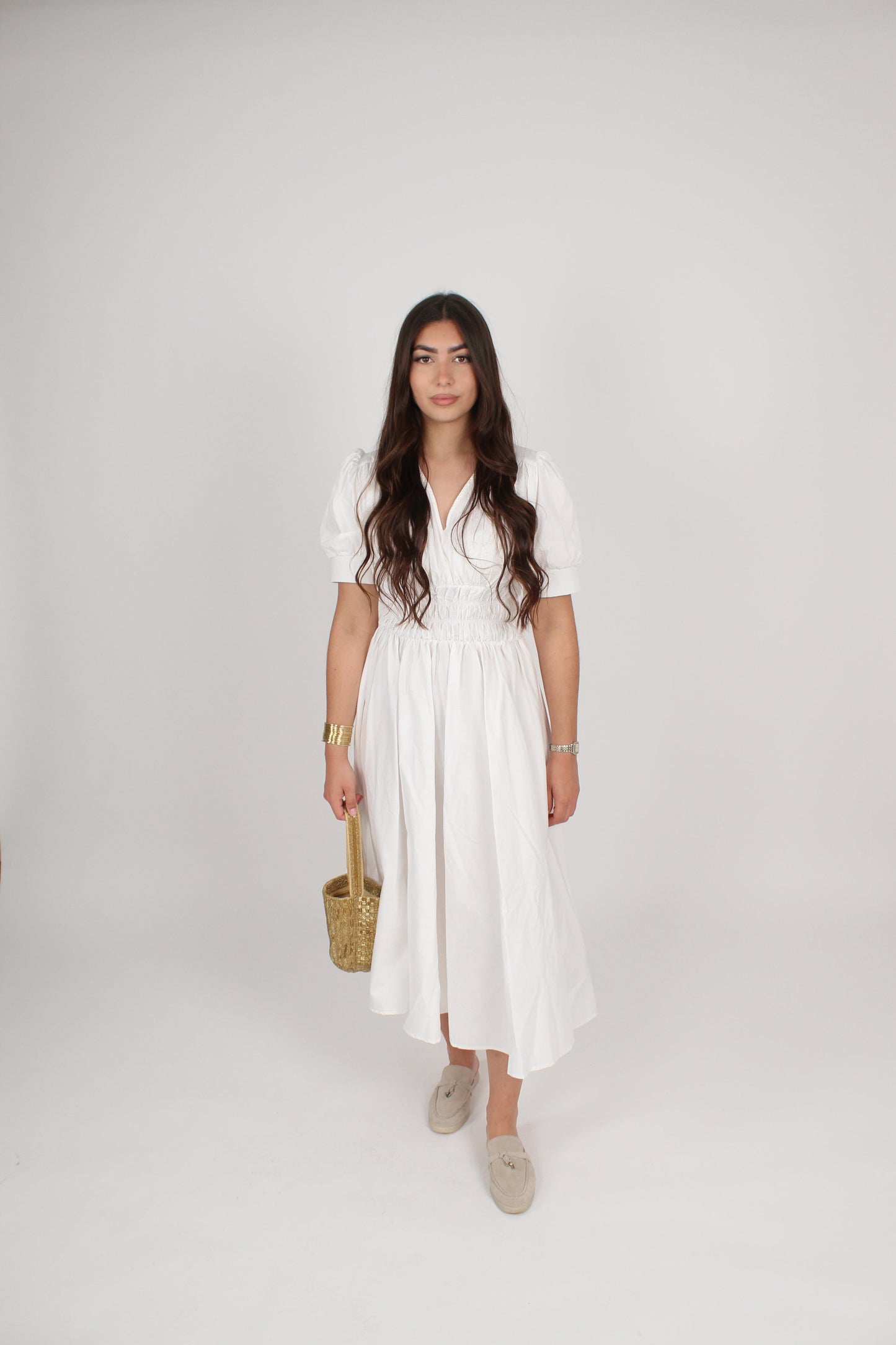 Robe longue blanche manches courtes bouffantes