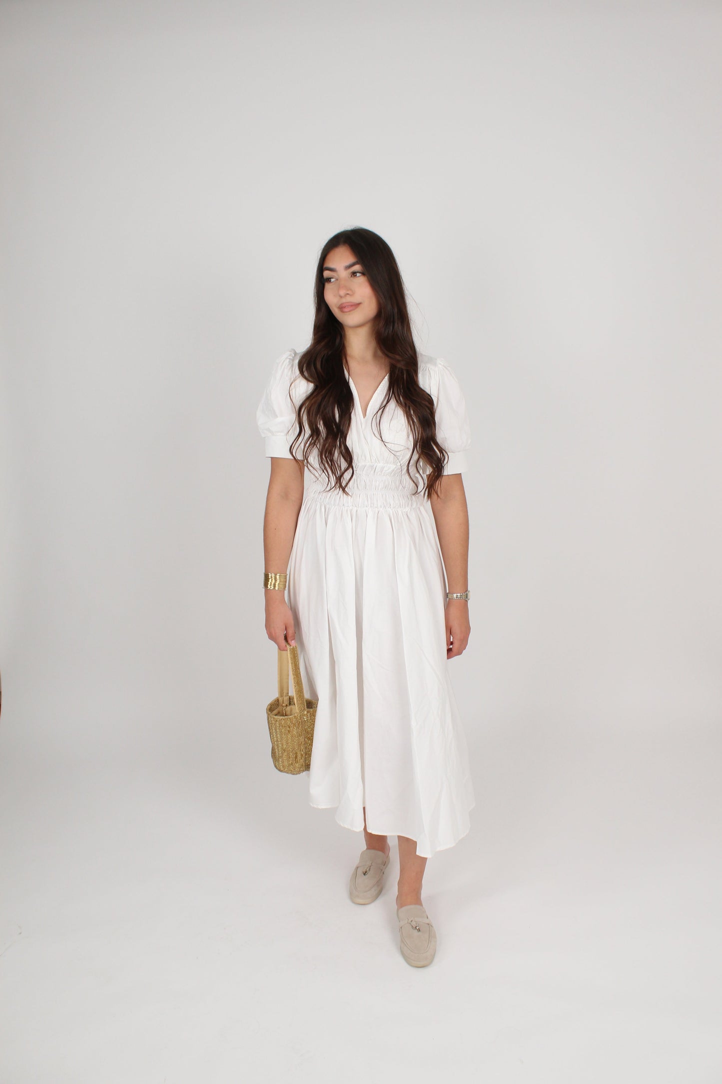 Robe longue blanche manches courtes bouffantes